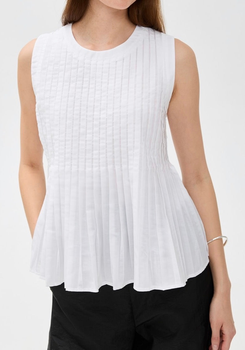 Meimeij Mini Pleats Sleeveless Top - Off White