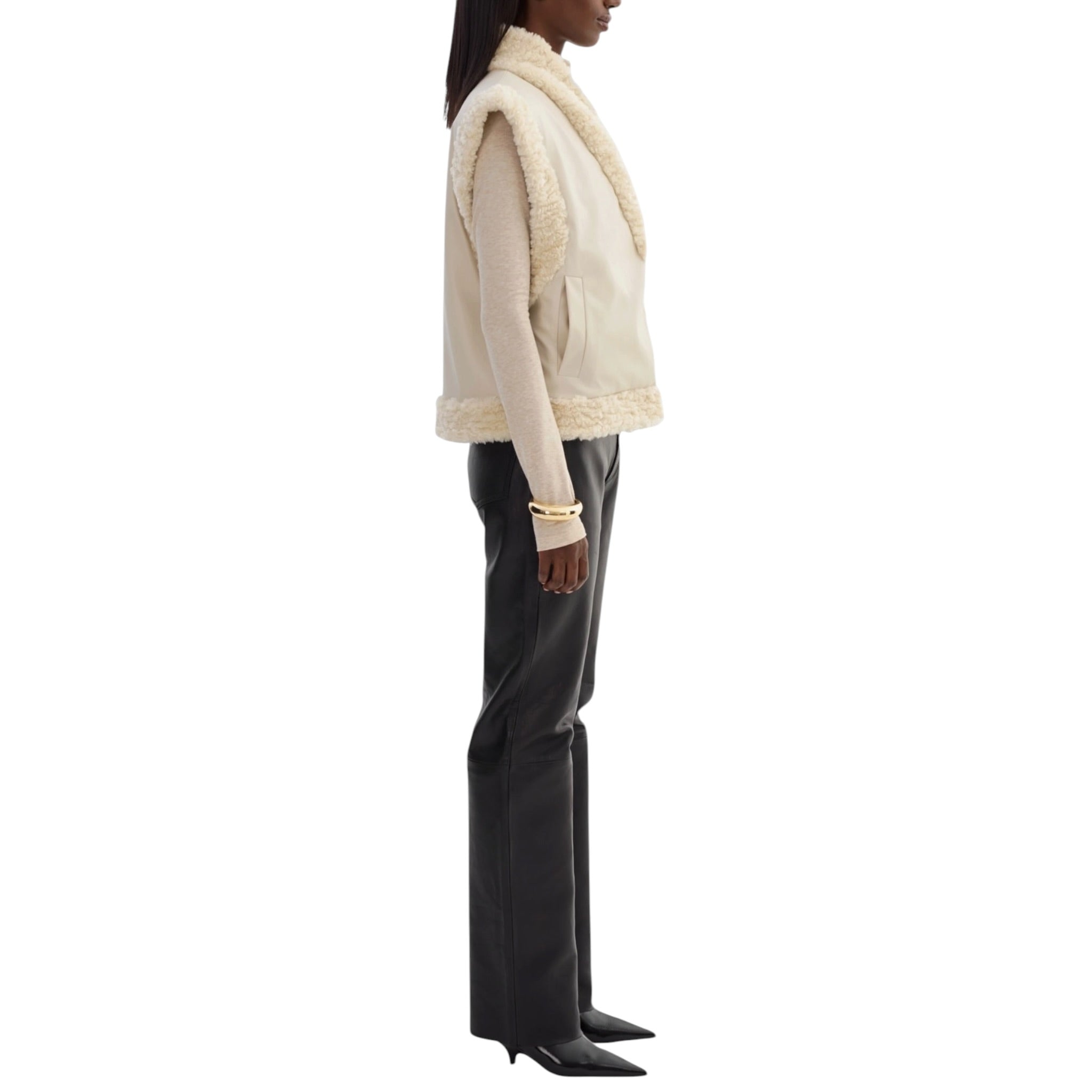 Lamarque Dua Reversible Sherpa Vest - Ecru