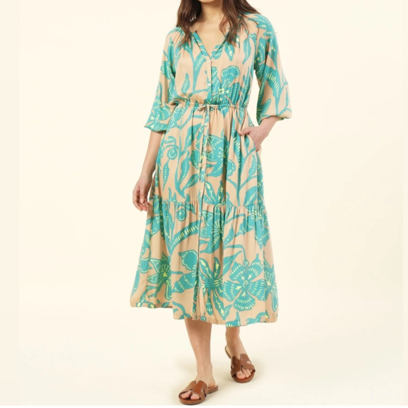 Omika Emerson Midi Dress - Lia Tropic