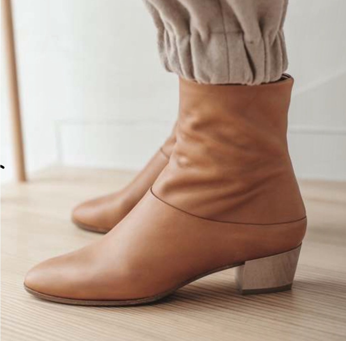 Coclico Caviar Boots - Mandorla