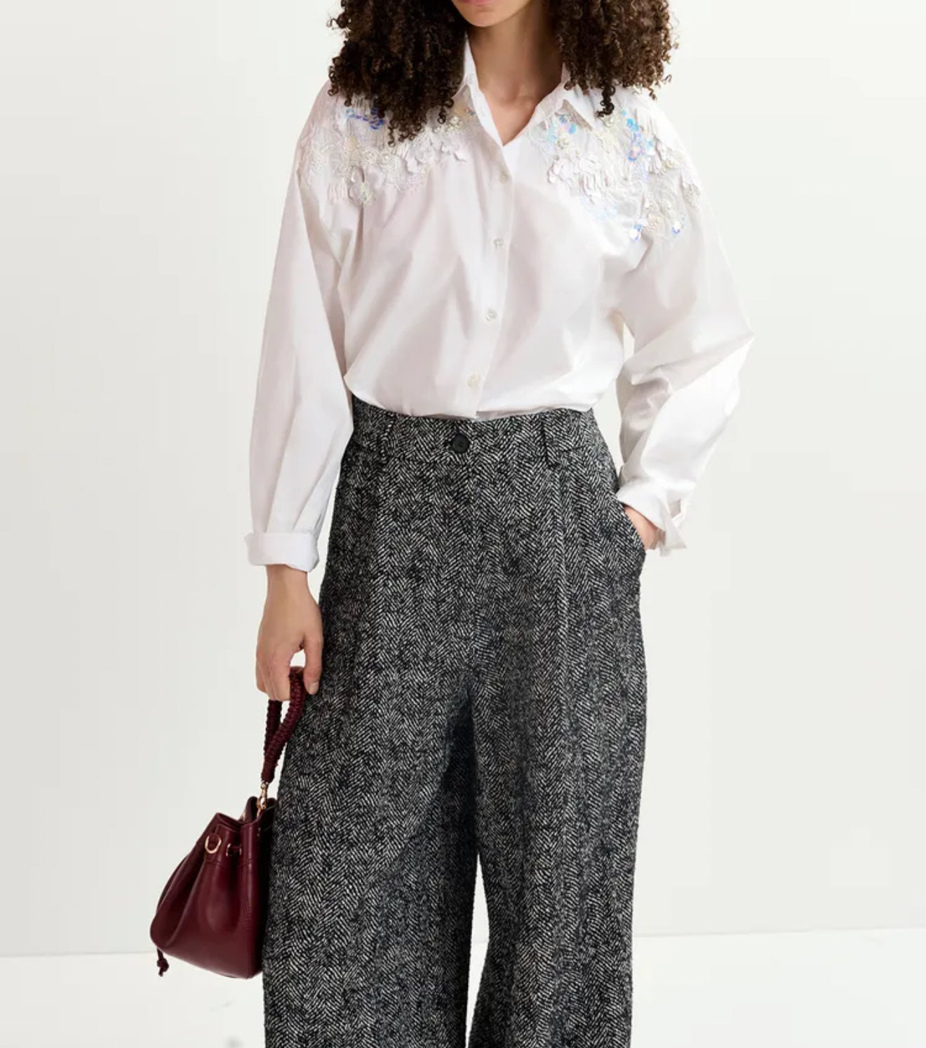 Essentiel Antwerp Gdog Sequin & Beaded Embroideries Shirt - White