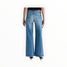 AG Jeans Saige Wide Leg - 18 Years Bisou