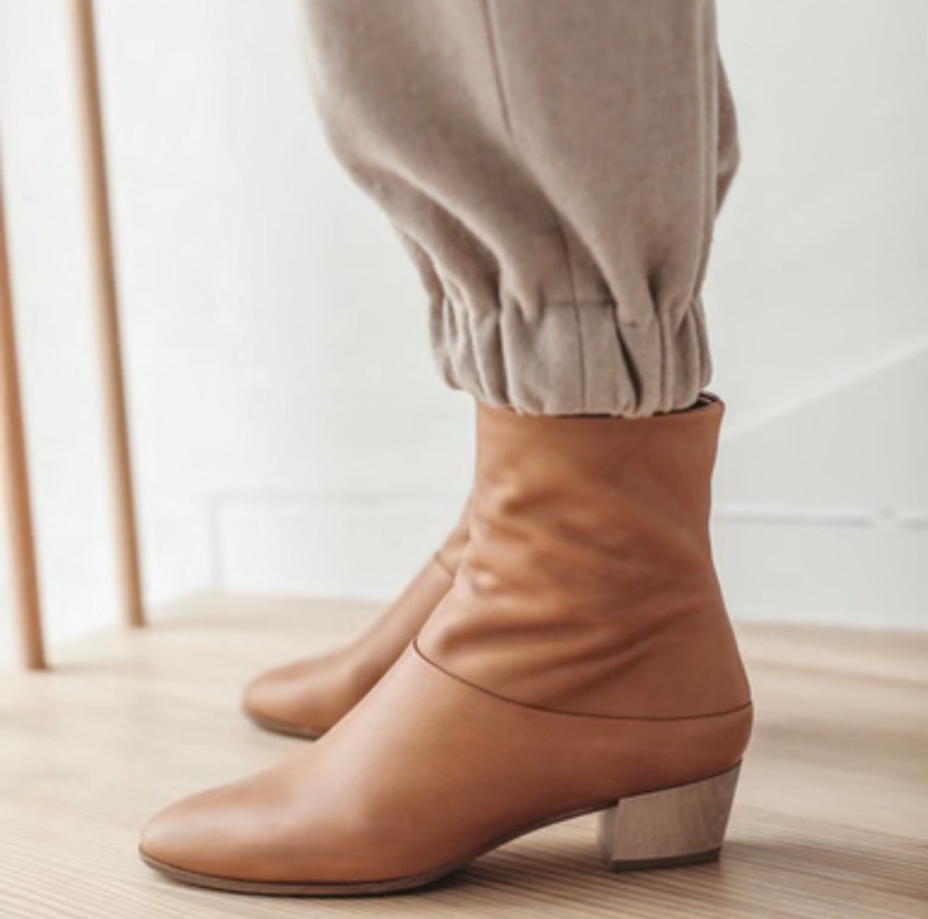 Coclico Caviar Boots - Mandorla