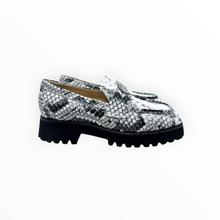 Frēda Salvador Hana Croc Embossed Loafer - Black/White