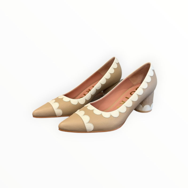 BUTRICH Melanie Midi Pump - Sand/Off-White