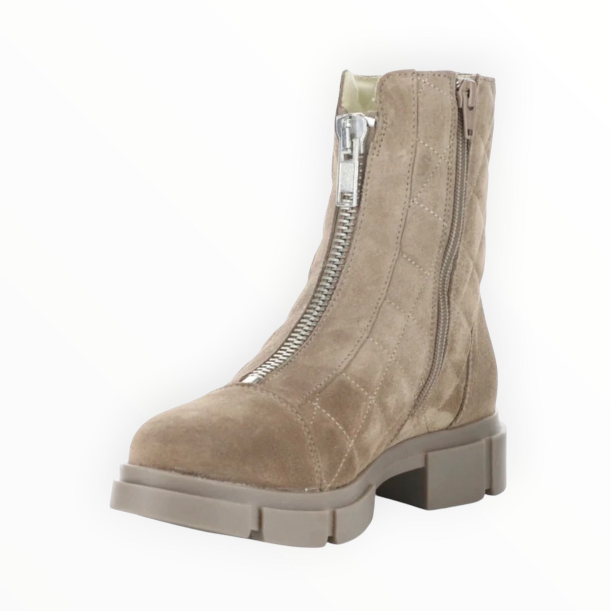 Bos. & Co. Lane Round Toe Boots - Sand