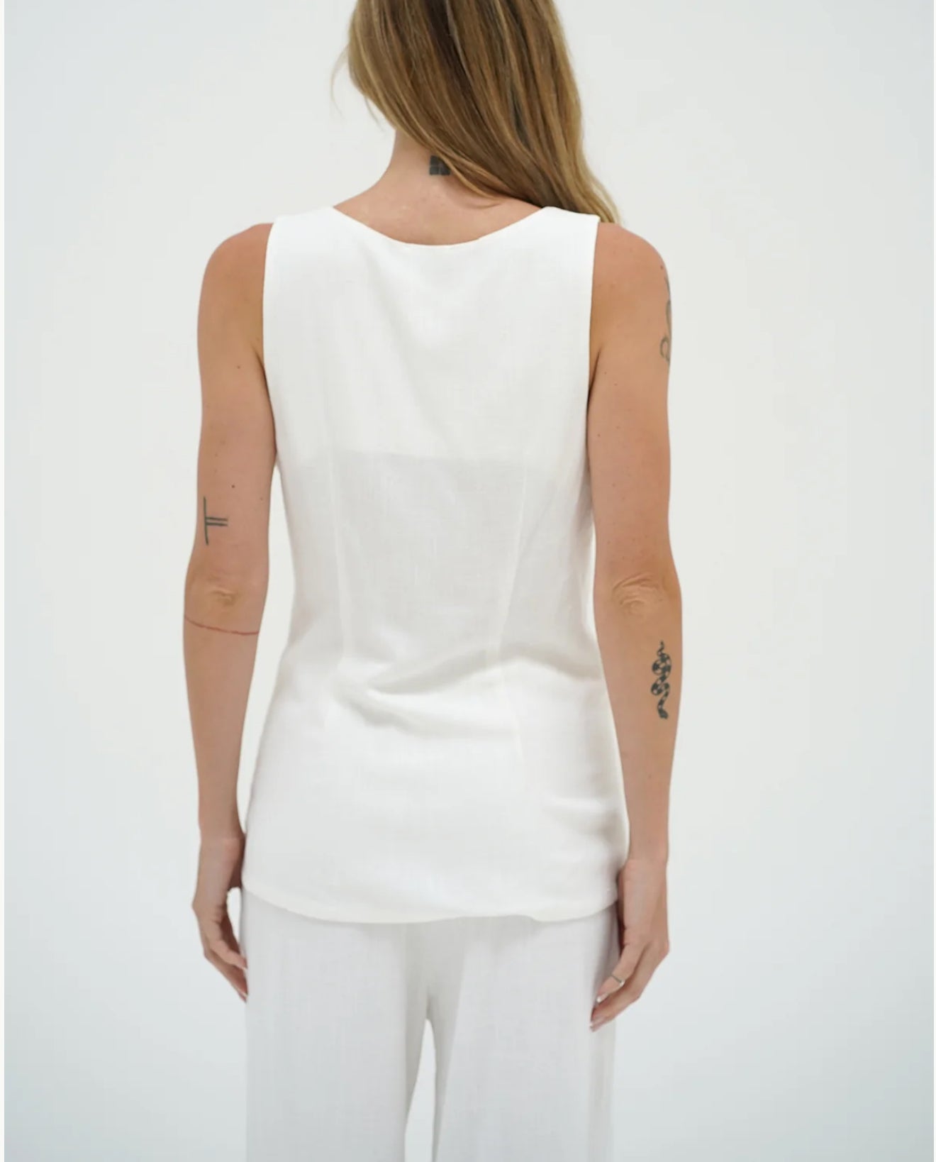 LNA Long Line Linen Vest - Whisper White
