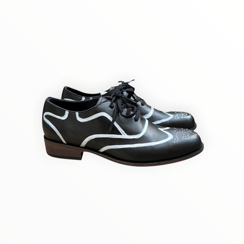 Esquival Handpainted Wingtip - Black