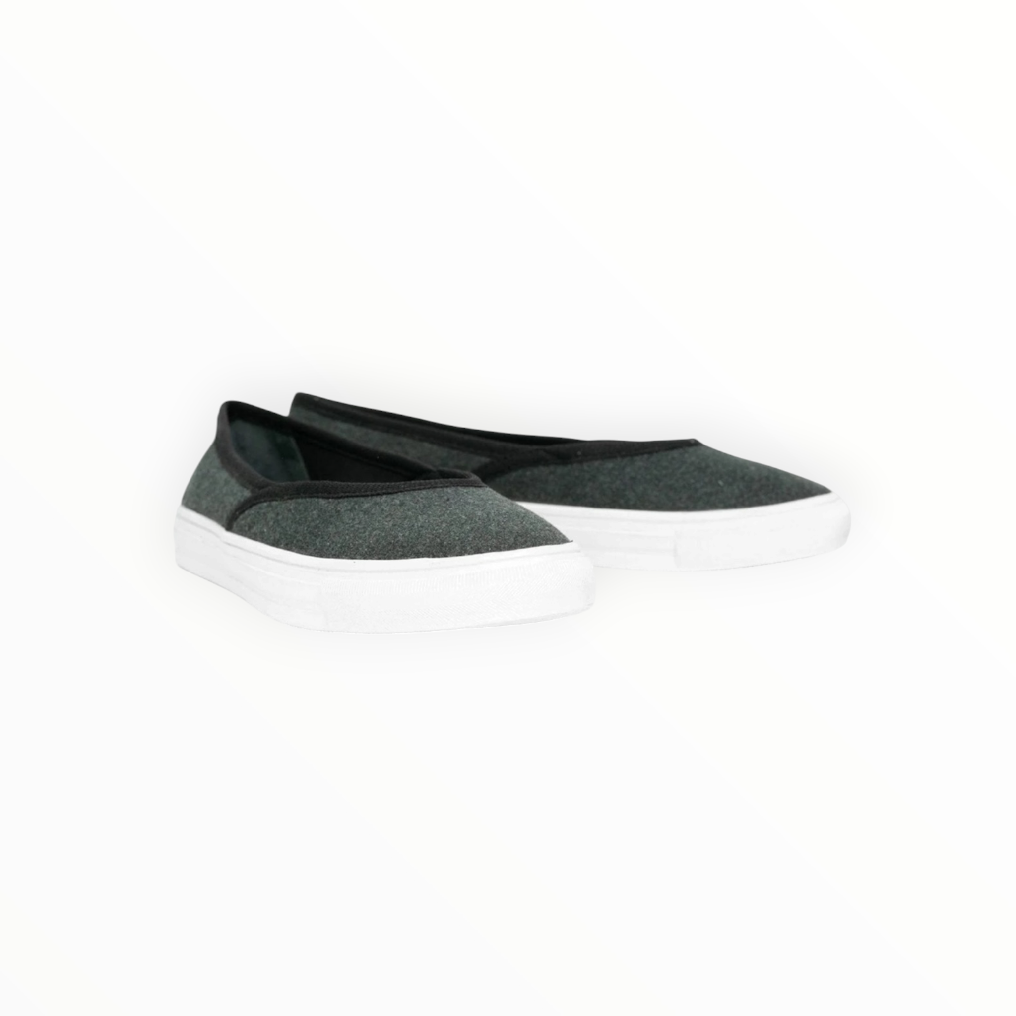 FUCHSIA Crossover Flats - Gray