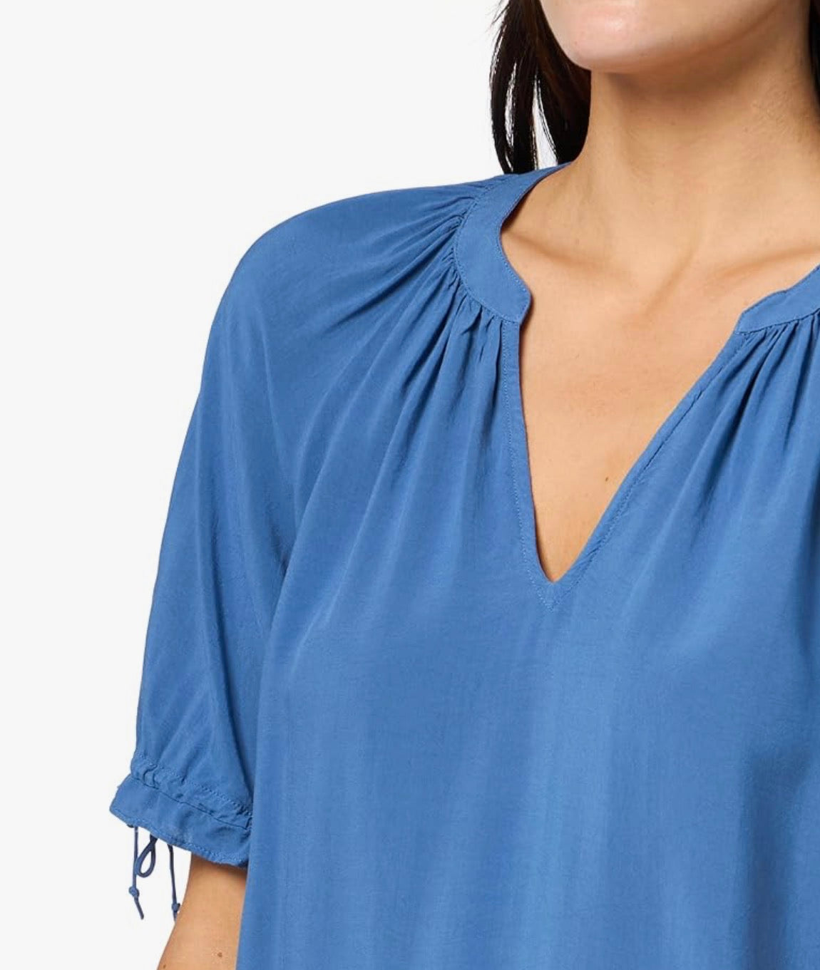 Velvet by Graham & Spencer Luna Top - Sea Smoke