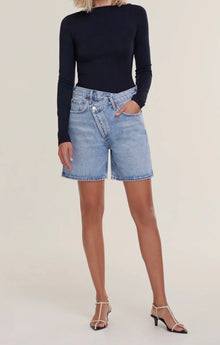 AGOLDE Criss Cross Short - Momentum