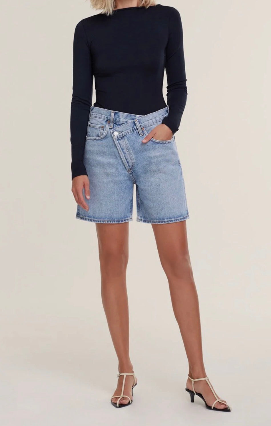 AGOLDE Criss Cross Short - Momentum