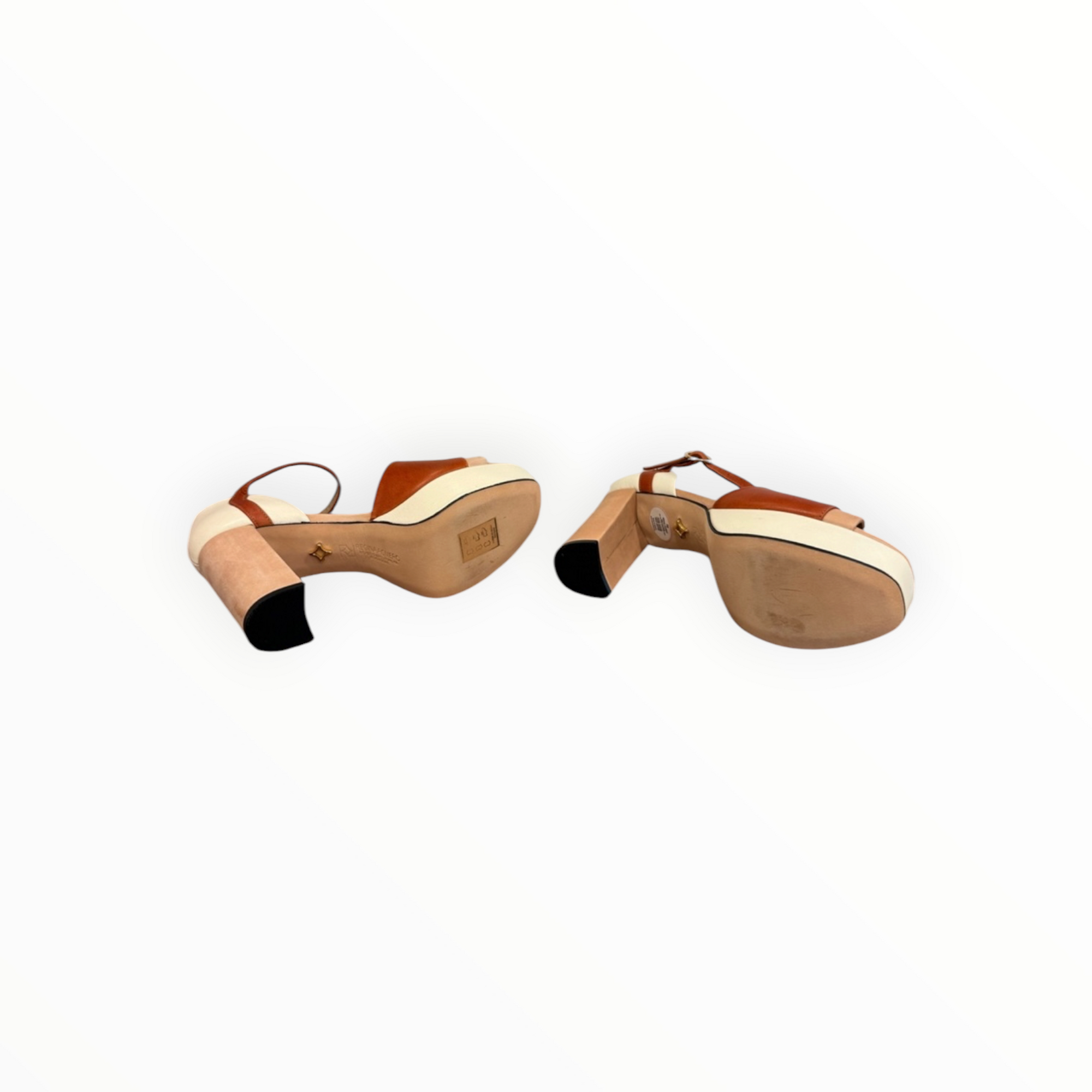 Regina Romero Poppy Daphne Platform - Terracotta