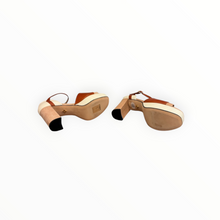 Regina Romero Poppy Daphne Platform - Terracotta