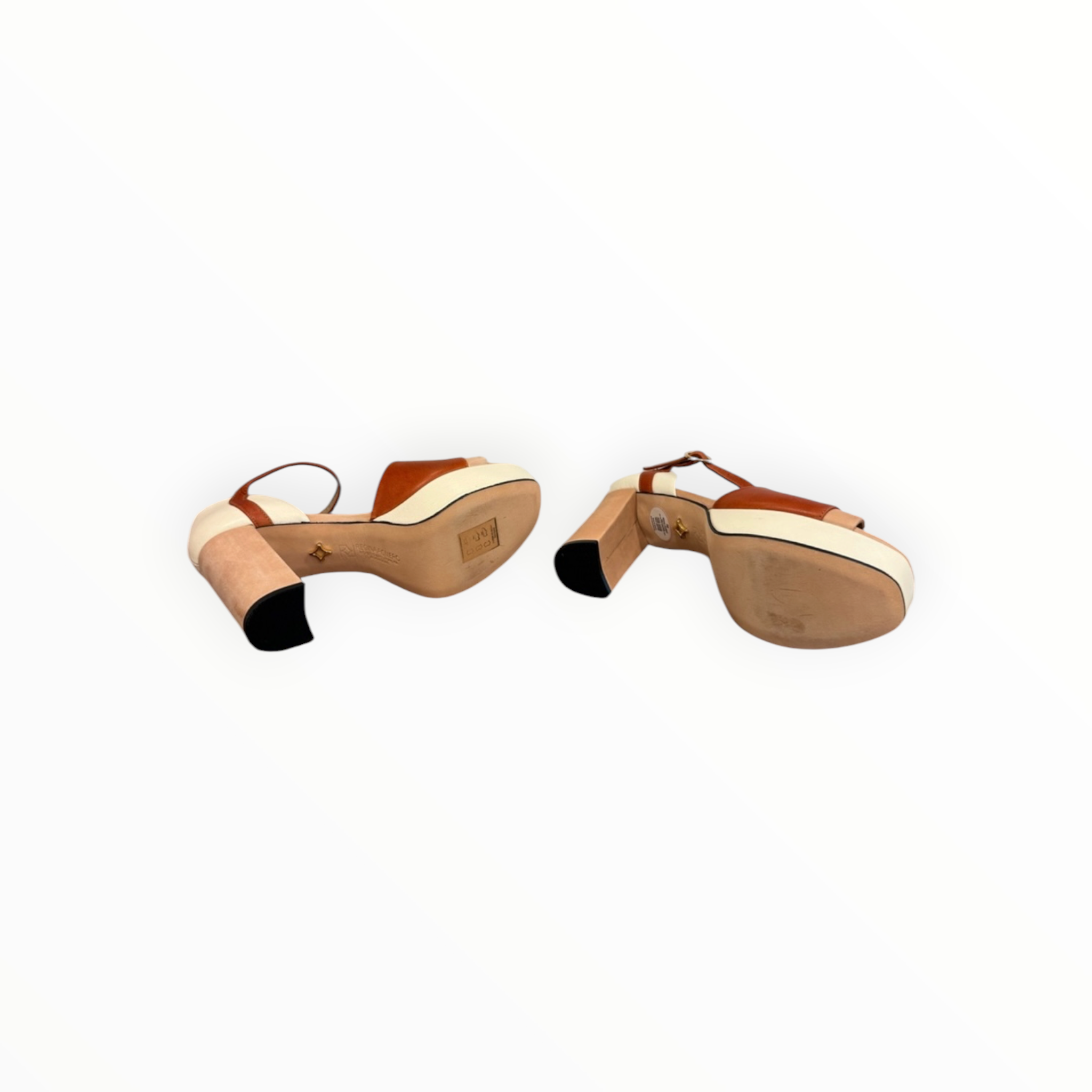 Regina Romero Poppy Daphne Platform - Terracotta