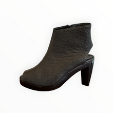 Salpy Terri Heel - Black Frog