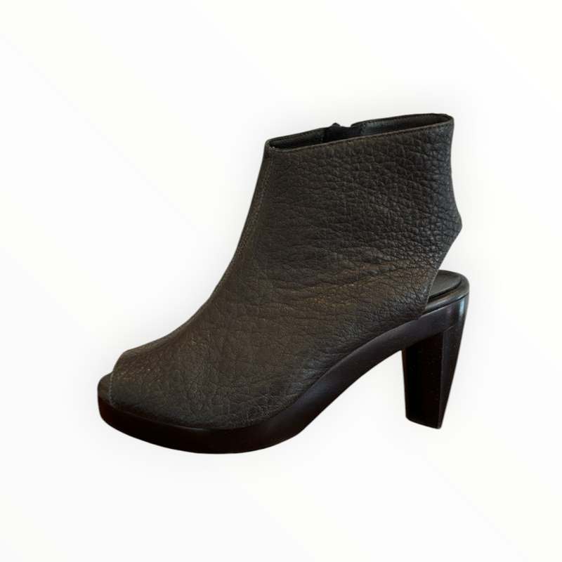 Salpy Terri Heel - Black Frog