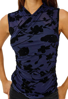 Rails Lauris Top - Navy Tossed Roses