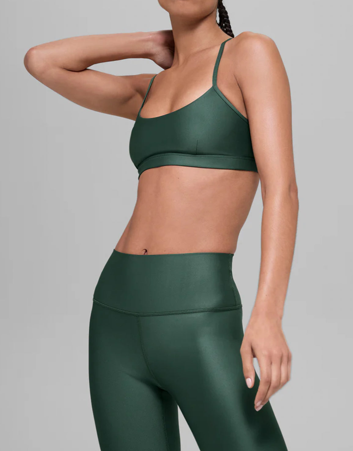 ALO Yoga Airlift Intrigue Bra - Clover Green