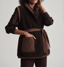 Varley Lanville Reversible Gilet - Chestnut/Coffee Bean