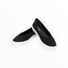 FUCHSIA Crossover Flats - Black