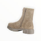 Bos. & Co. Lane Round Toe Boots - Sand