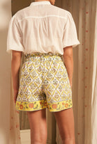 Hannah Artwear Carolina Short - Campanilla Mimosa