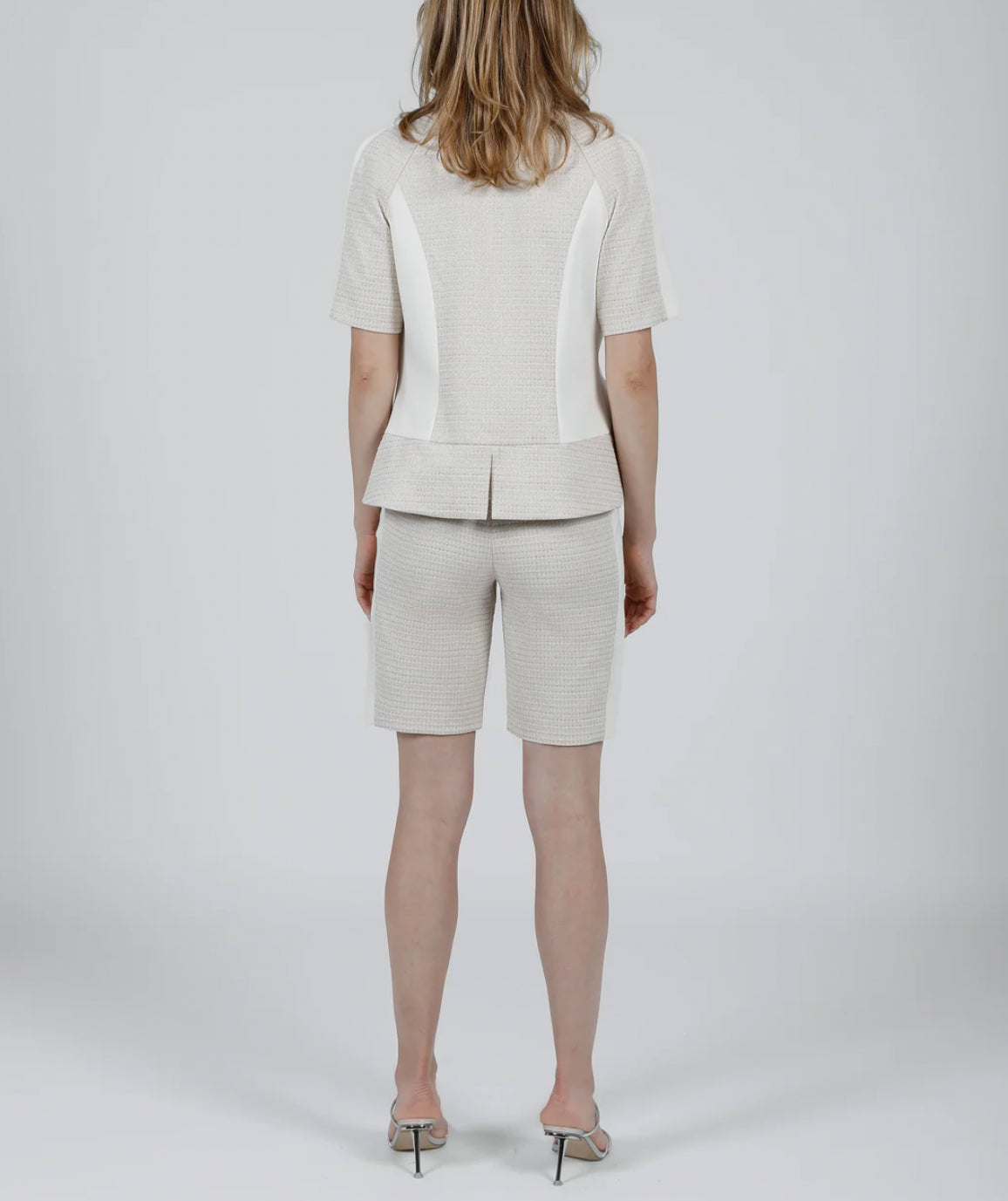 Hilton Hollis Mini Houndstooth Shorts - Beige/Silver