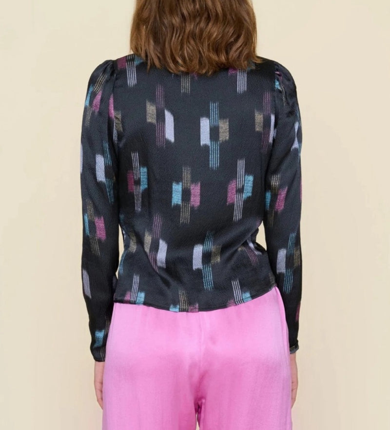 Xirena Prisca Top - Black Ikat
