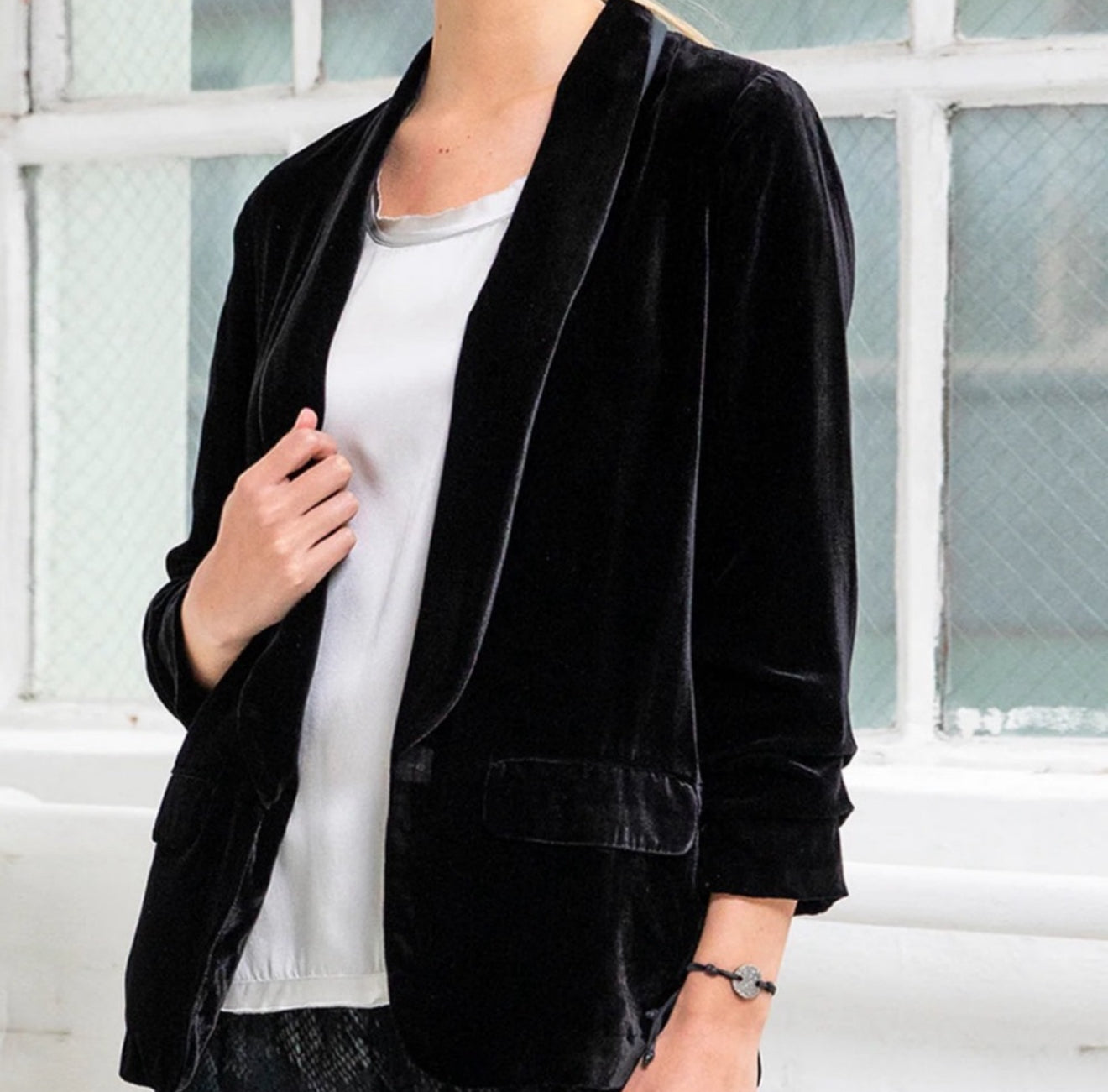 go BY GOSILK Velvet Scrunch Sleeve Jacket - Washed Black