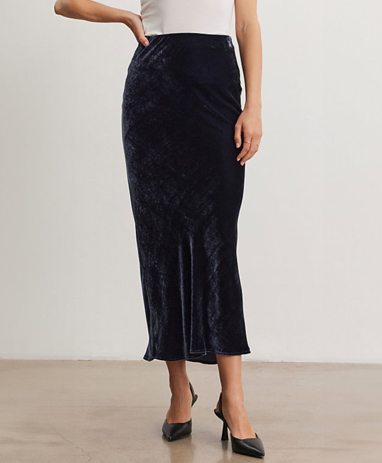 Velvet by Graham & Spencer Eza Skirt