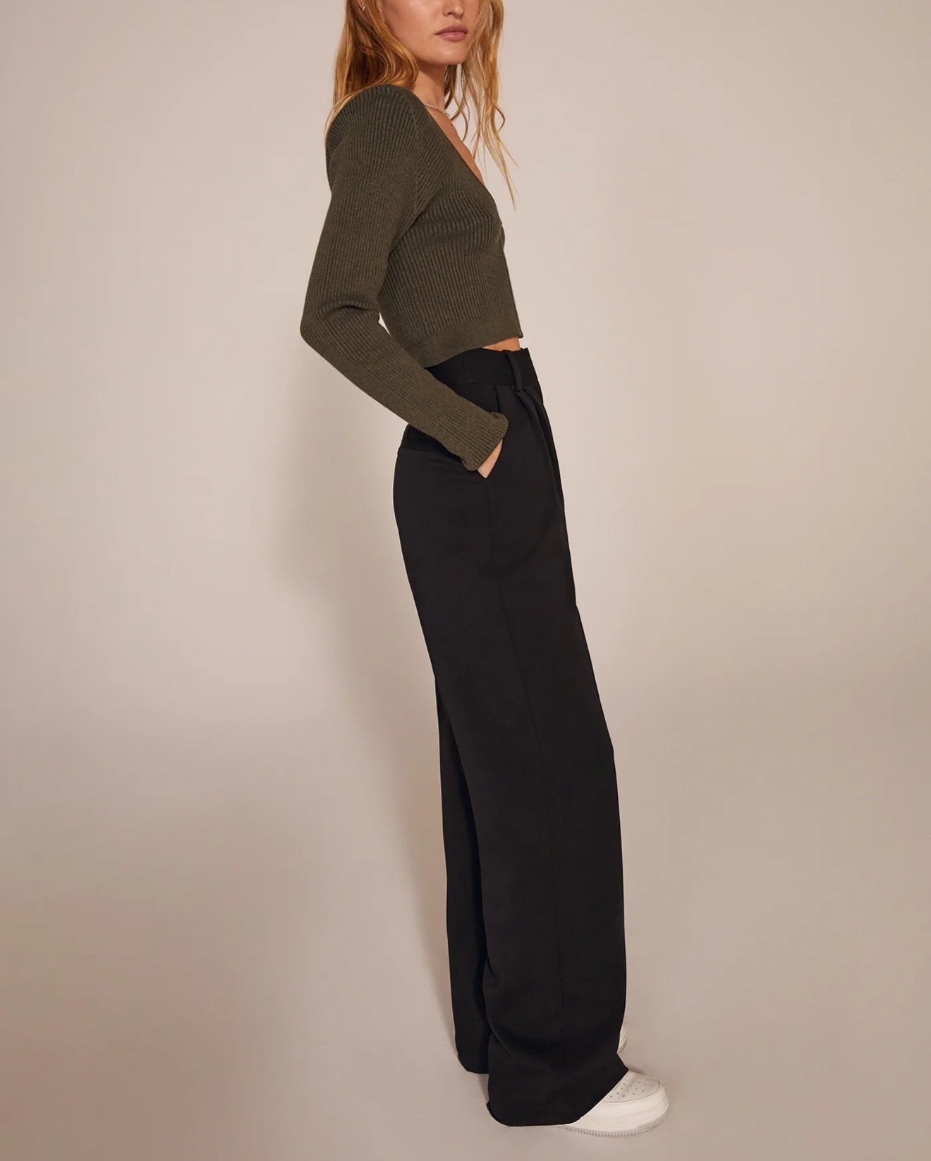 Favorite Daughter The Favorite Pant - Black