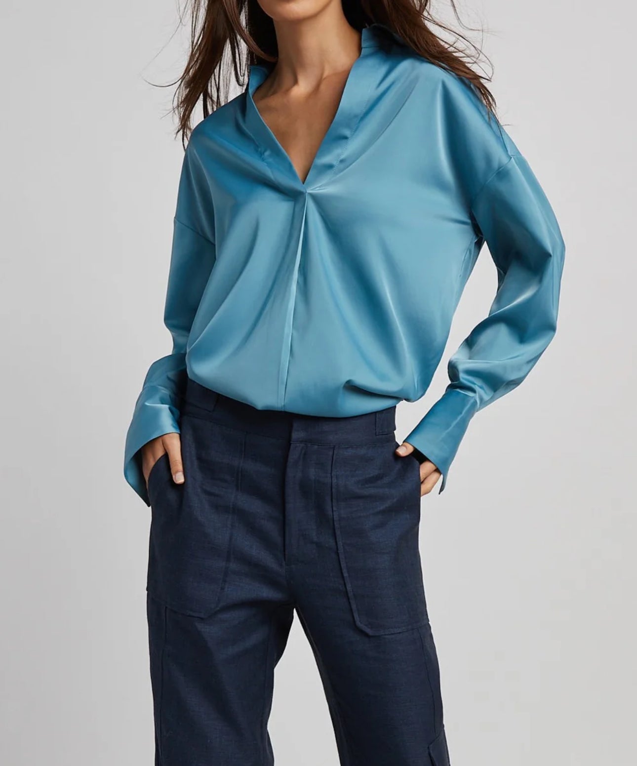 Adroit Atelier Kay Popover Satin Blouse With Long Cuffs - Aqua