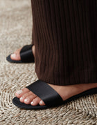 DONNI. The Sweater Rib Simple Pant - Espresso