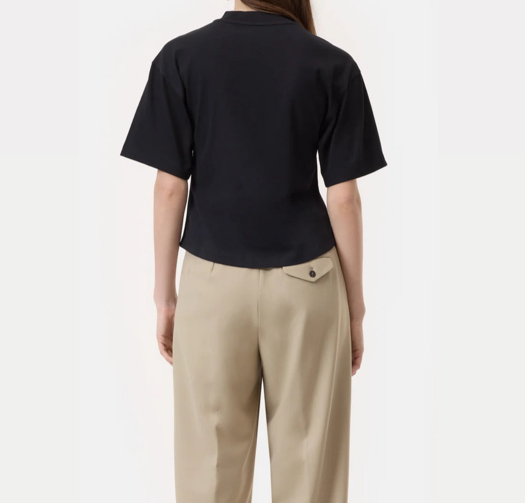 Closed V-Neck T-Shirt - Black