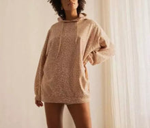 Ragdoll LA Oversized Hoodie - Blush Leopard