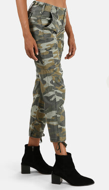 MOTHER Sir, Yes Sir! Pants - Finding Strength Camouflage