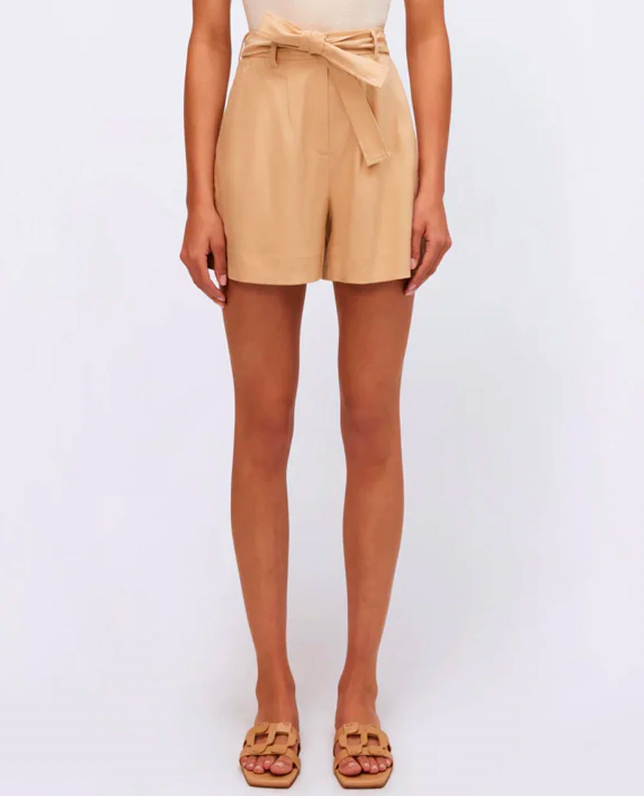 SIMKHAI Pleated Fletcher Short - Natural