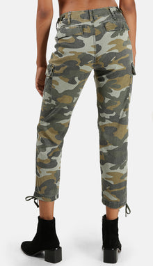 MOTHER Sir, Yes Sir! Pants - Finding Strength Camouflage