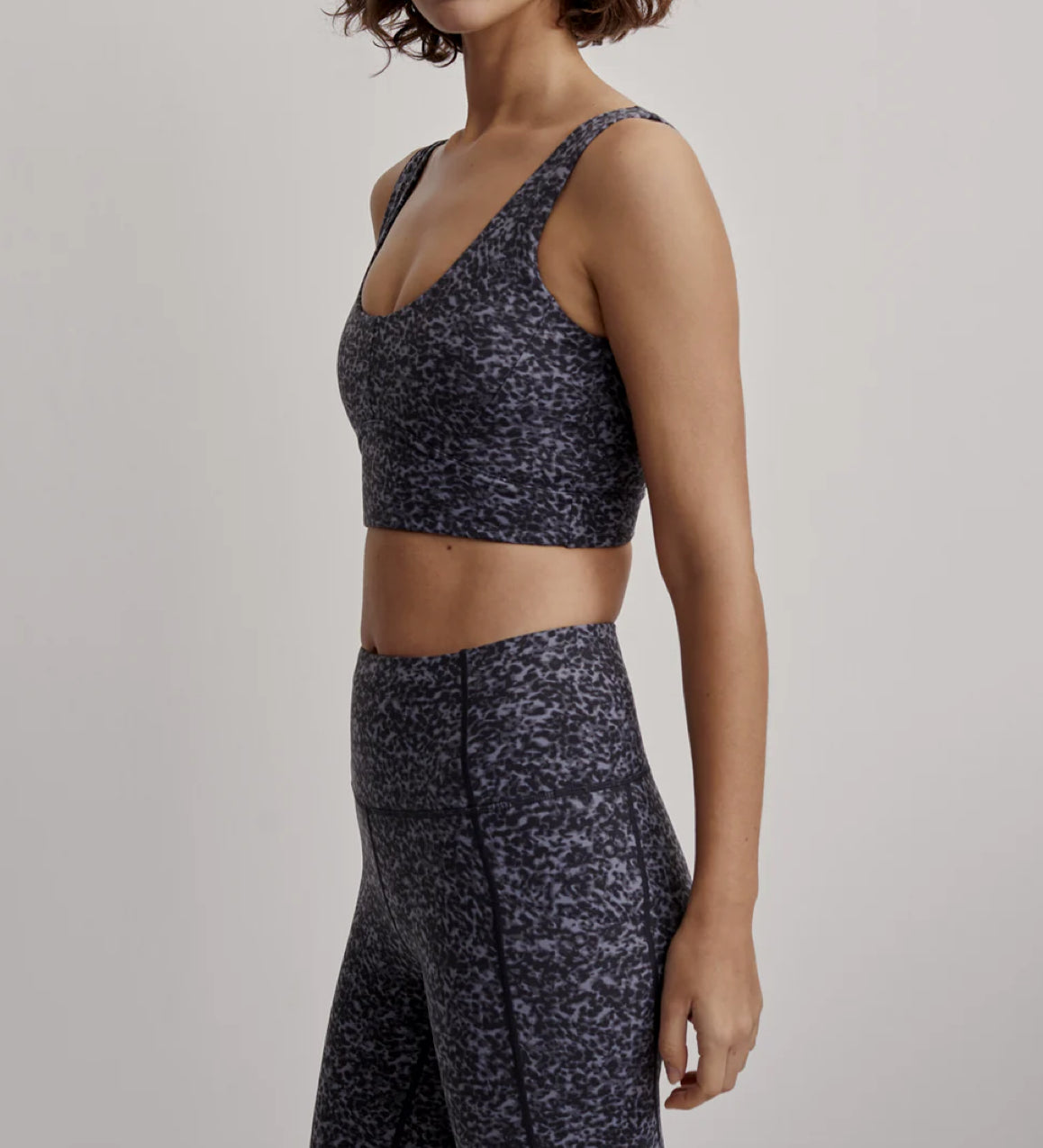 Varley Let's Go Elsie Bra - Ebony Blue Cheetah