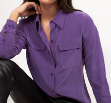 Equipment Femme Slim Signature Silk Shirt - Tillandsia Purple