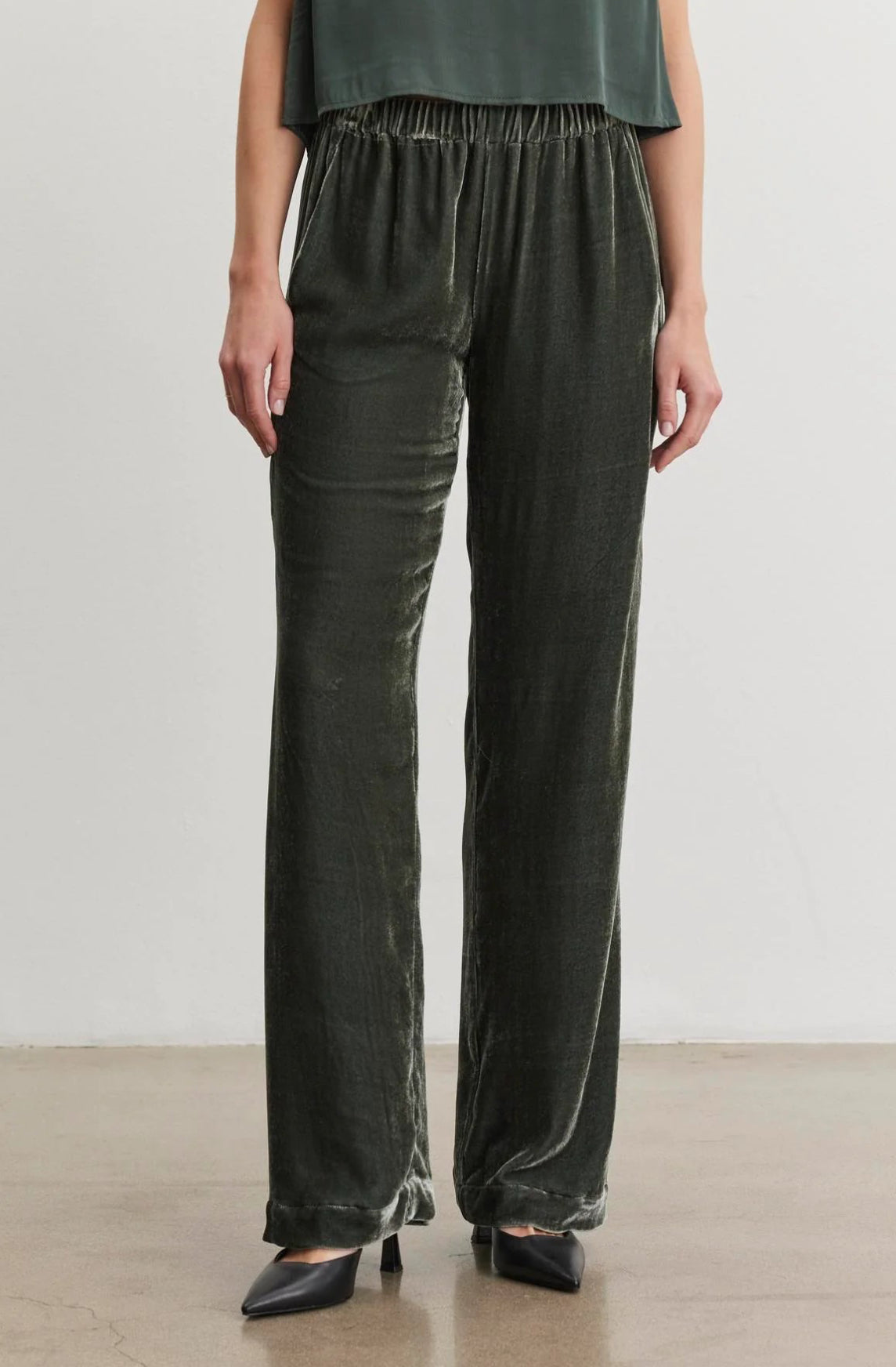 Velvet by Graham & Spencer Sorrine Pant