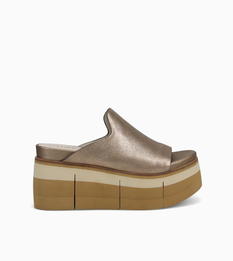 NAKED FEET Flow Sandal - Gold