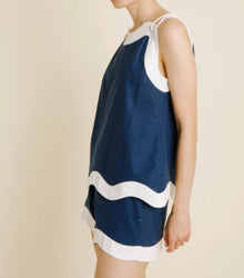 Aureum Wave Hem Top - Navy/White