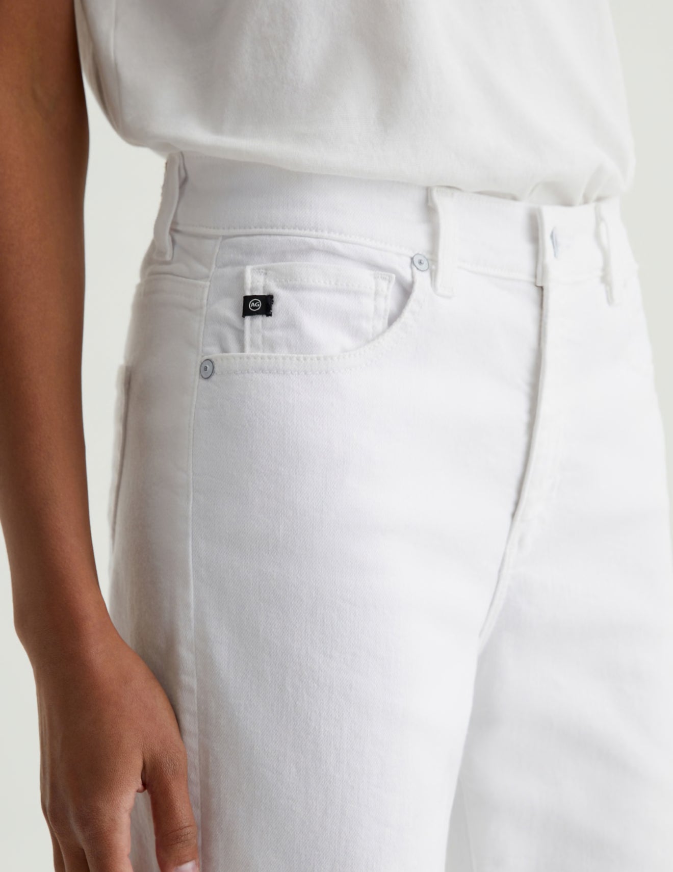 AG Jeans Brinley Mid-Rise Straight - Gallery White