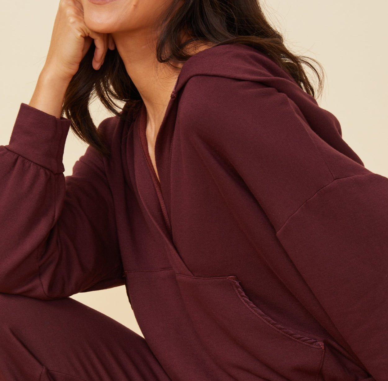 Monrow Supersoft Fleece V Hoody With Silky Piping - Merlot