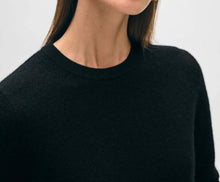 White + Warren Cashmere Shrunken Crewneck - Black