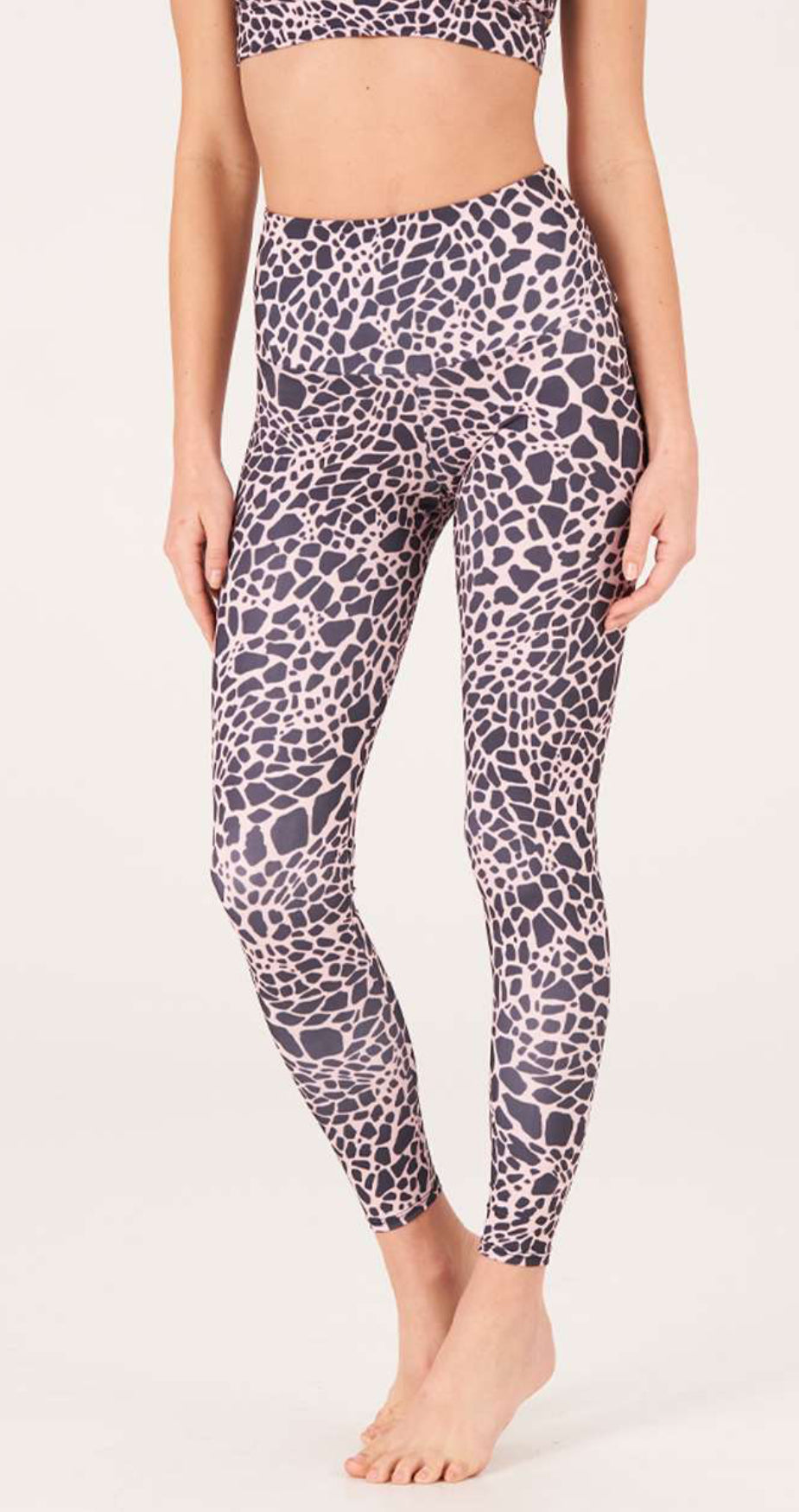 Onzie High Rise Legging - Rose Giraffe