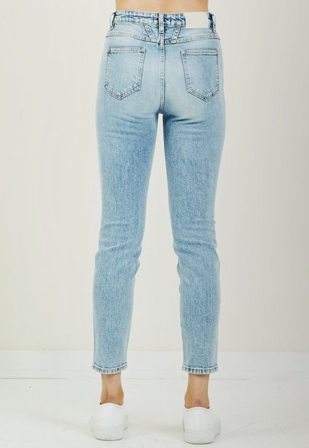 Closed Baker High Jean - Light Blue