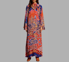 Carolina K Lena Kaftan - Chamando